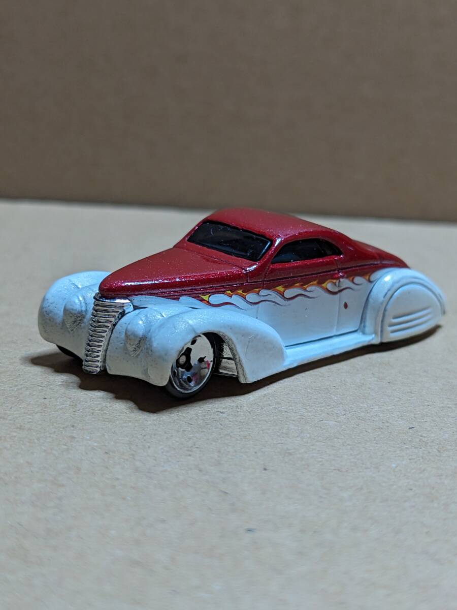 Hot Wheels ホットウィール SWOOP COUPEの画像1