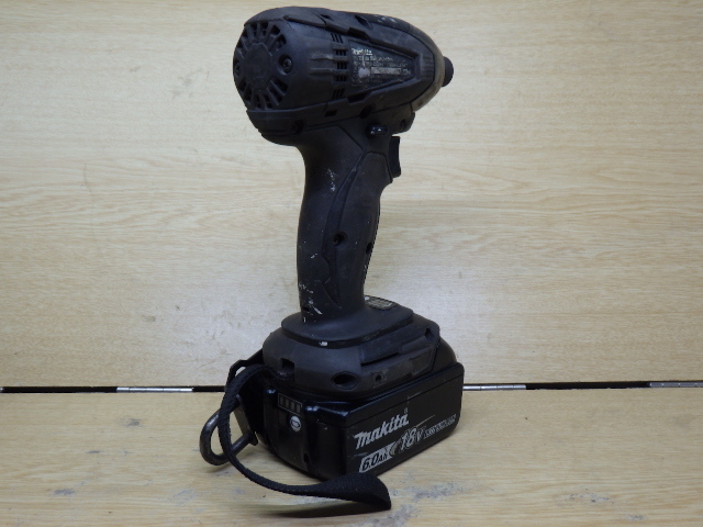 中古 マキタ makita 18V充電式インパクトドライバー TD146D 新でん_画像2