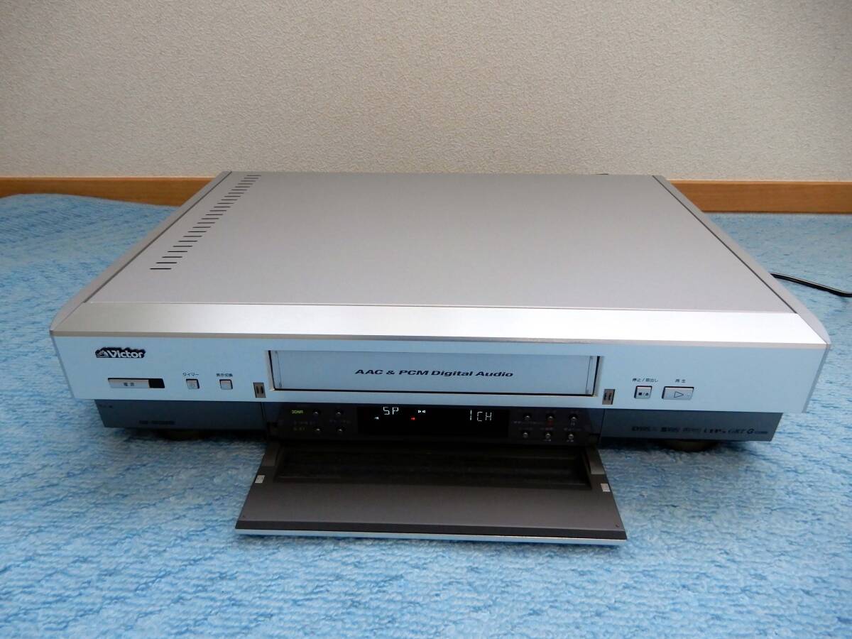 Victor D-VHS ビデオデッキ HM-DH35000 OH済み 動作品 未開封リモコン付_画像2