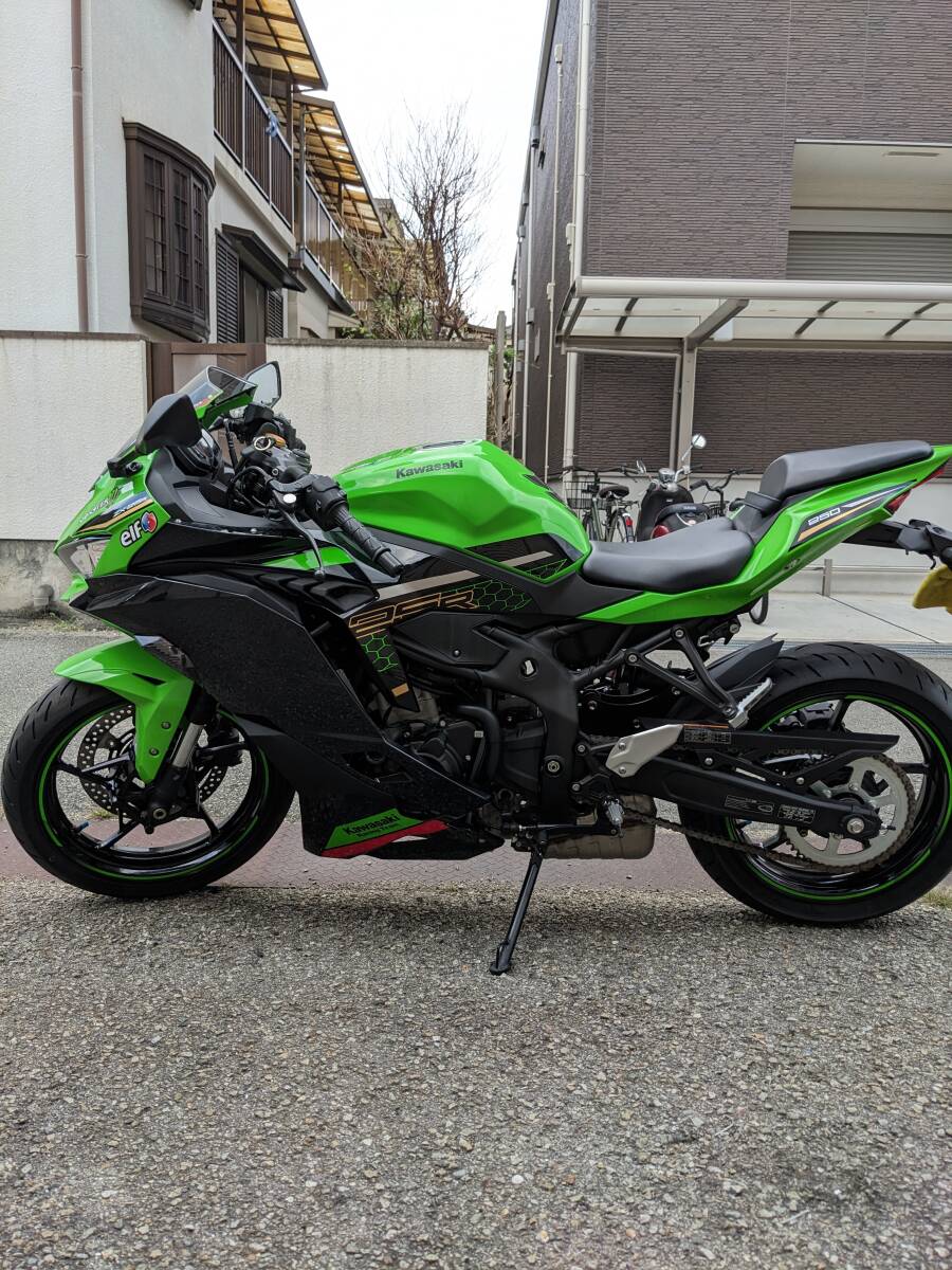  NINJA ZX-25R★カワサキ ★2021年低走行車両　中古車★_画像3