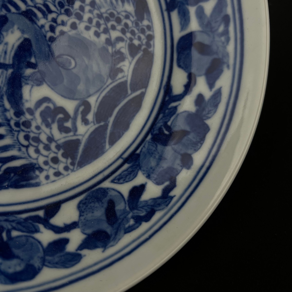 中国美術 茶道具 中国古玩 大清康熙年製 青花 飾皿 古染付 旧家蔵出 _画像5