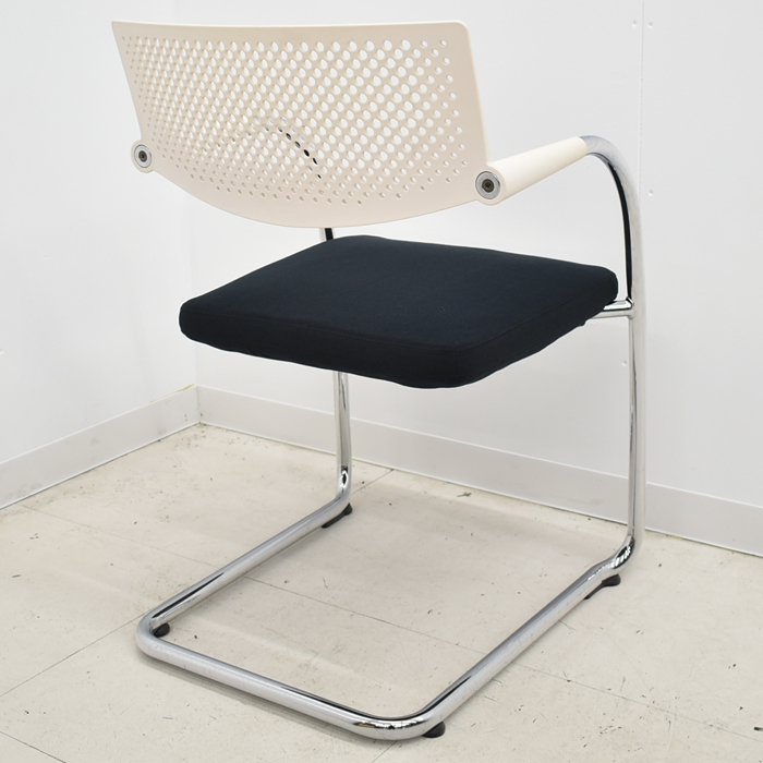 【中古】ヴィトラ vitra.　ビザビ２　ブラック×アイボリー　2023122905【中古オフィス家具】_画像7