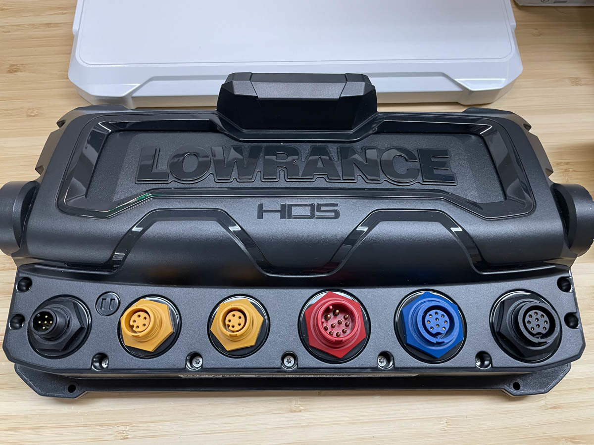 美中古 即日出荷１台のみ 日本語 ジオフェンスなし LOWRANCE ローランス HDS LIVE 9 振動子オプション （検索 pro 12 3in1 ゴーストの画像2