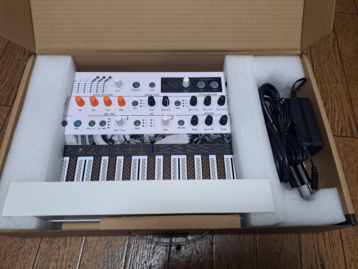 ARTURIA MicroFreak Vocoder Edition【超美品】_画像9