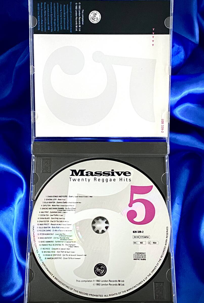 Massive 5 1992年レゲエヒット20曲コンピ●FFRR 828 339-2 Chaka Demus/Buju Banton/Cocoa Tea/Maxi Priest/Beres Hammond/Michael Rose他_画像3