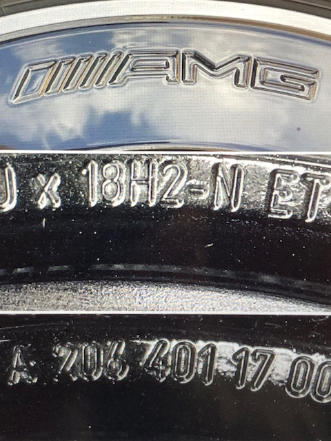 ベンツ W206 W205 純正 タイヤ付 新型 ホイール AMG ブラック　4本 セット 美品 Cクラス _画像3