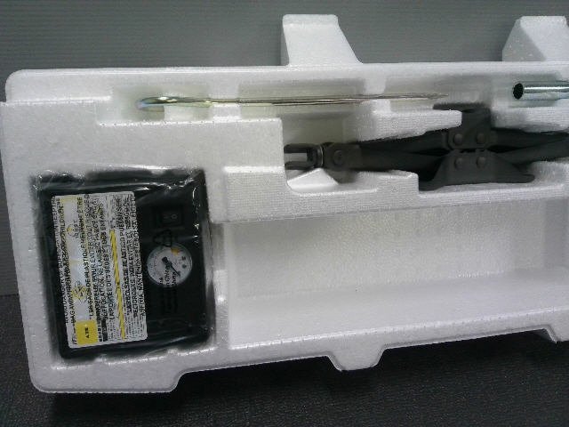 5kurudepa R1年 スペーシア DAA-MK53S 車載 工具 一式 MM53S カスタムXS 2WD 32908_画像2