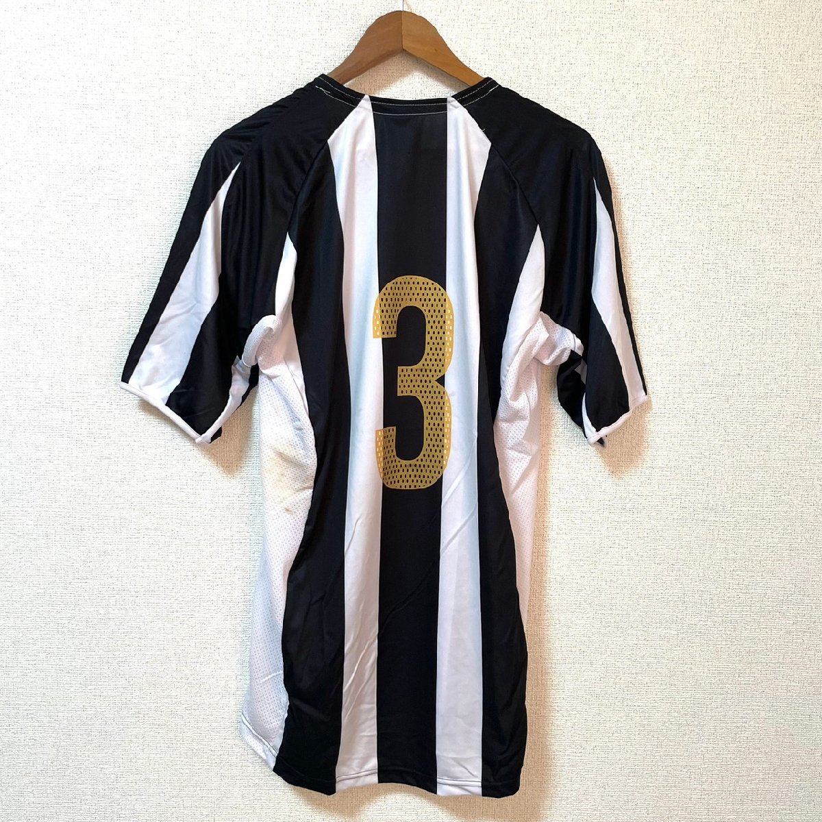 (^w^)b ユヴェントス 背番号 3 ユニホーム 半袖 上下 セットアップ 黒×白 JUVENTUS SKY SPORT NIKE SOCCER SPORTS ロゴ セリエA 7297EEの画像4