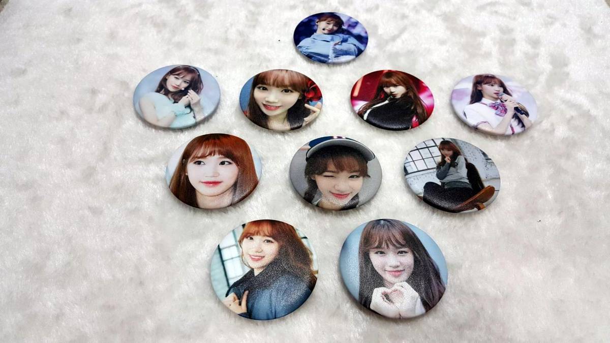 IZ*ONE IZONE (アイズワン) キム・チェウォン 缶バッジ10点 セット(A)の画像1