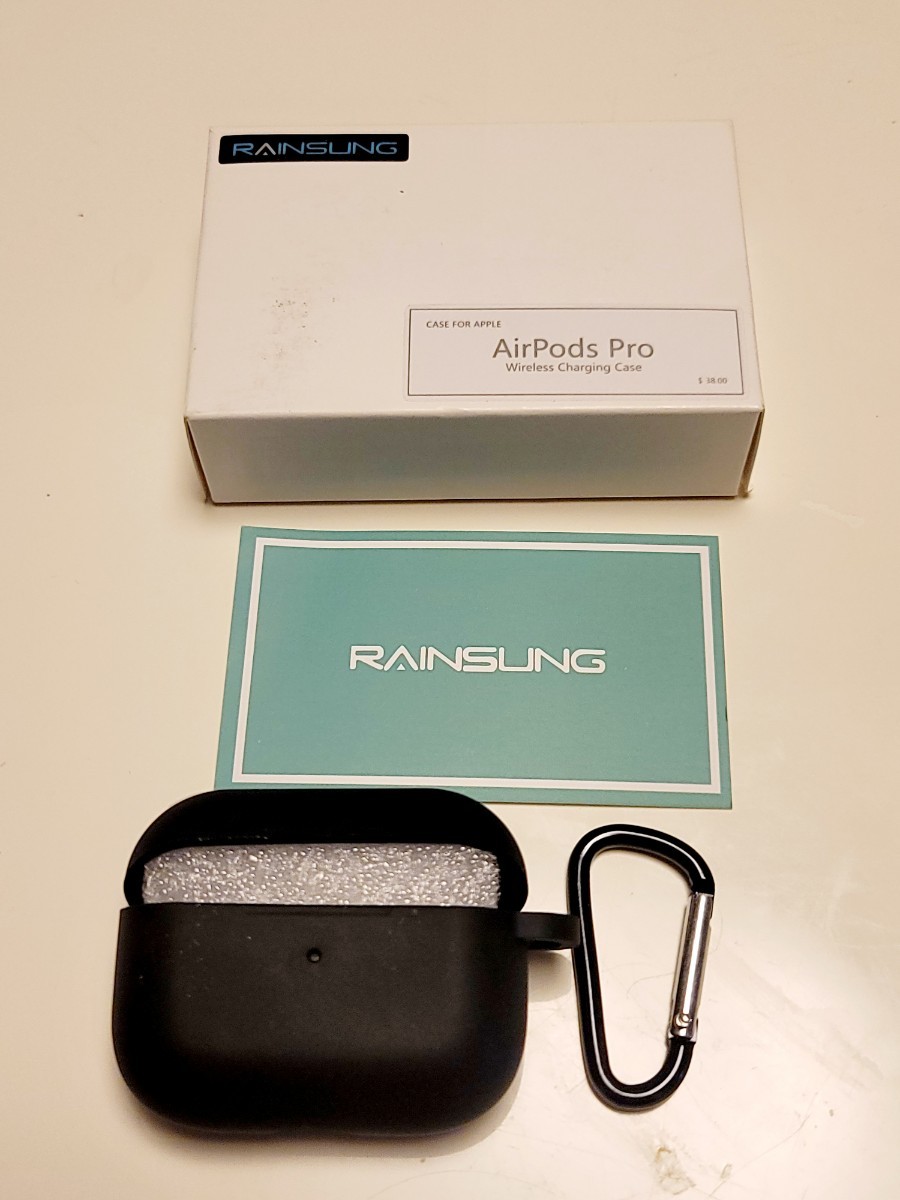 RAINSUNG AirPods Pro ケース 適用 イヤホン 充電ケース シリコン保護ケース防傷耐衝撃 防塵 フック式 Apple AirPods対応カバー (ブラック)_画像8