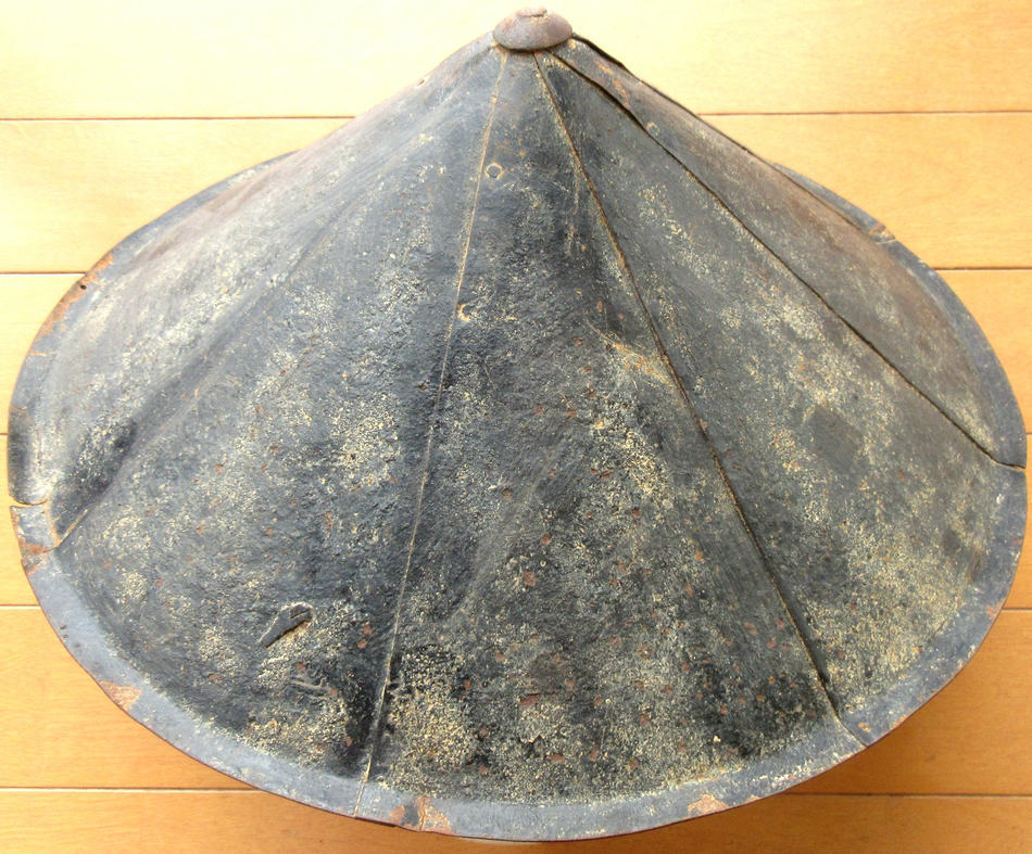 .. iron made Edo period curtain end Japan army iron cap. .....