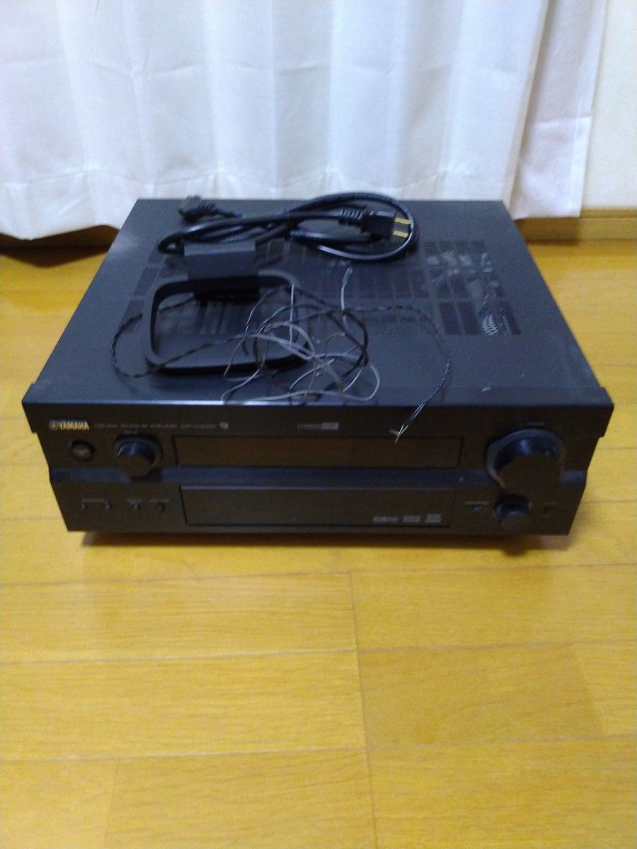 YAMAHA DSP-AX2400　希少なブラックです。