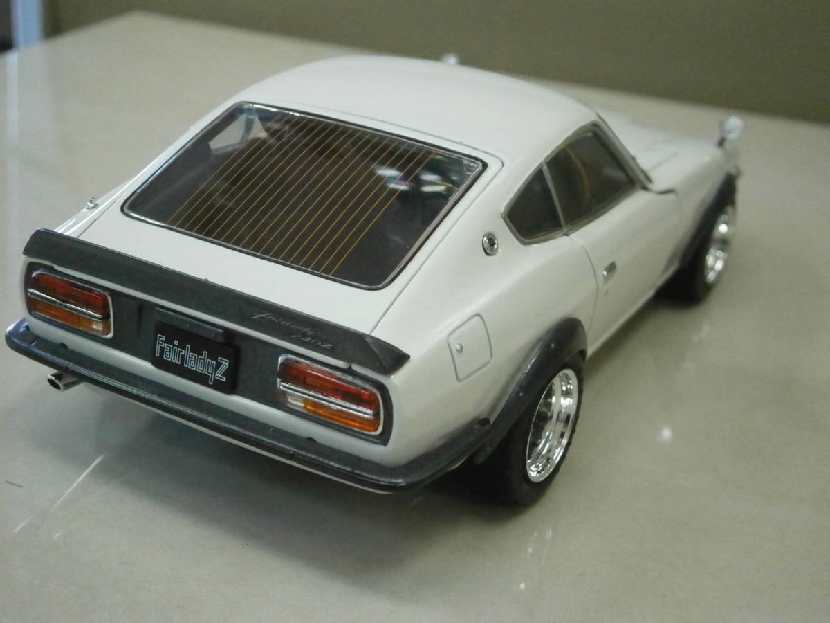 1/24＜希少美品：EBBRO(MMP)＞日産 フェアレディ 240Z-G （白） /カスタム_画像8