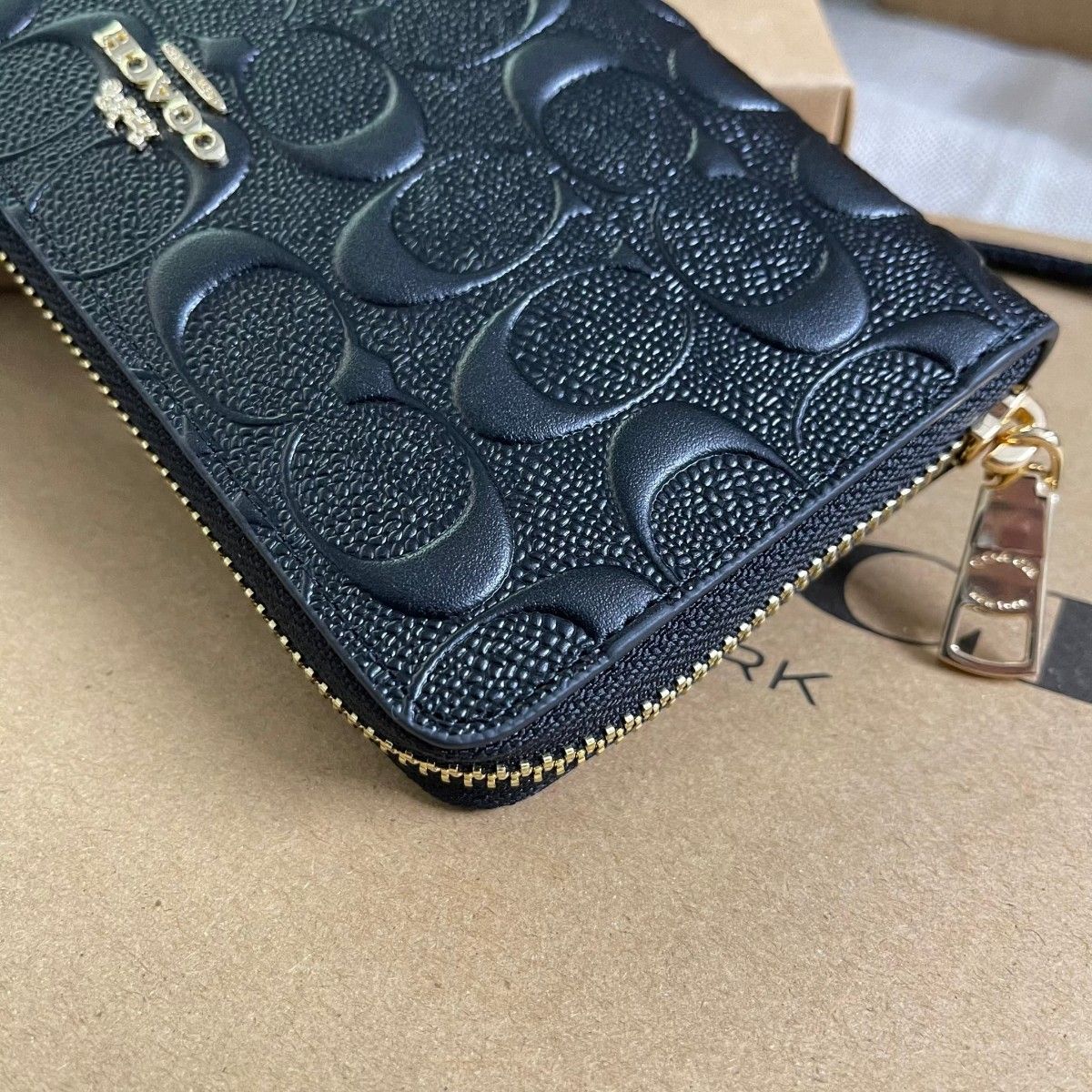 新品/未使用 COACH コーチ長財布ブラック黒シグネチャーロング 新品/未使用 COACH コーチ長財布ブラック黒シグネチャーロング