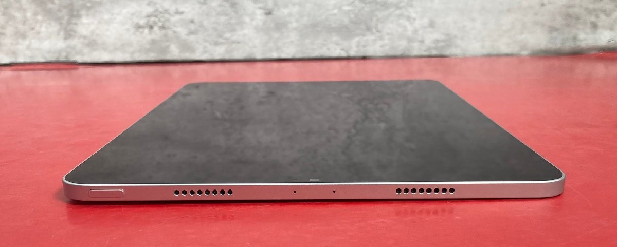 1円～　美品 Apple iPad Pro 第4世代 / Wi-Fiモデル / Apple M2 / 128GB / シルバー / iOS 17.1.1 / 11インチ / MNXE3J/A / バッテリー100%_画像6