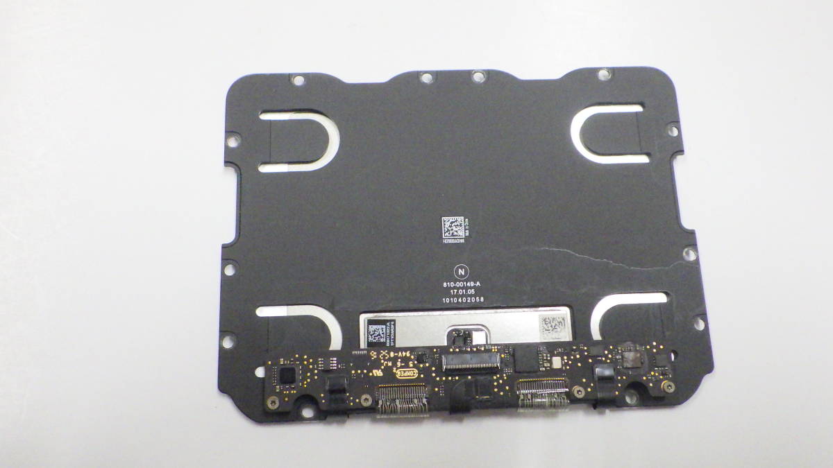 新入荷 Apple MacBook Pro Retina Early 2015 A1502 トラックパッド シルバー 中古動作美品の画像2