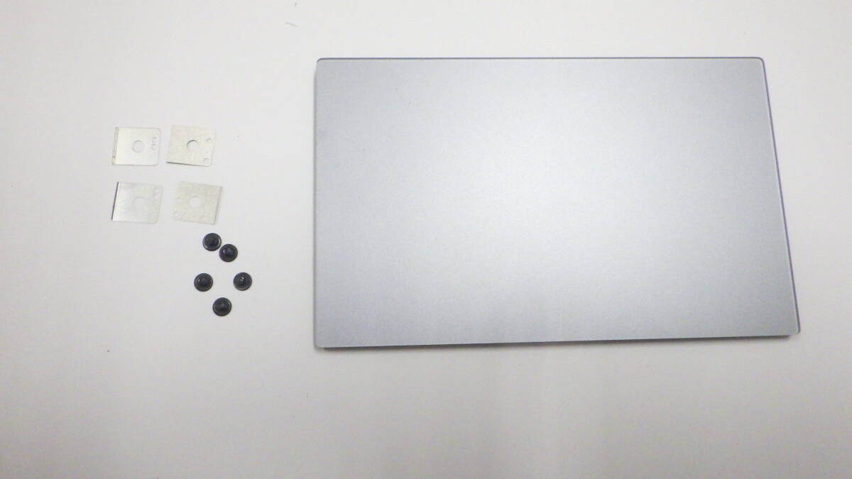 Apple MacBook Retina 12 -inch A1534 2017 truck pad 817-00327-04 + fixation screw 5ps.@ Space gray used operation goods ②