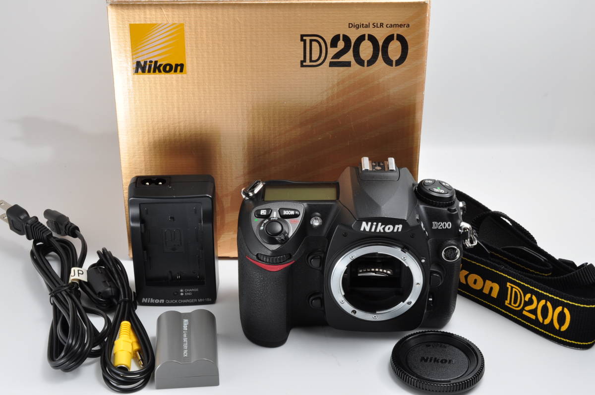 【極上美品】ニコン Nikon D200 デジタル 一眼レフカメラ シャッター数4,923 元箱付き #0139_画像4