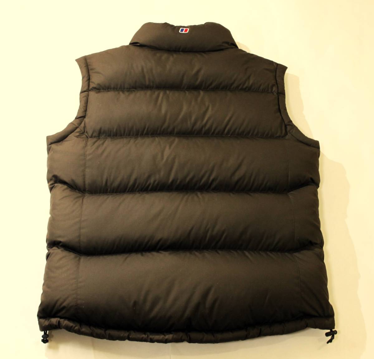 *berghaus bar g house *#33951 DOWN600 Akka down vest Brown men's :L