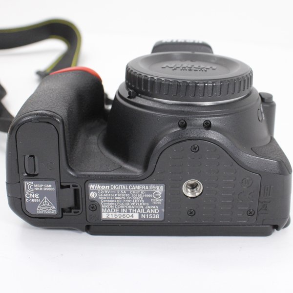 Nikon D5600 ボディ デジタル一眼レフカメラ / AF-P DX NIKKOR 18-55mm F3.5-5.6G VR レンズ_画像7
