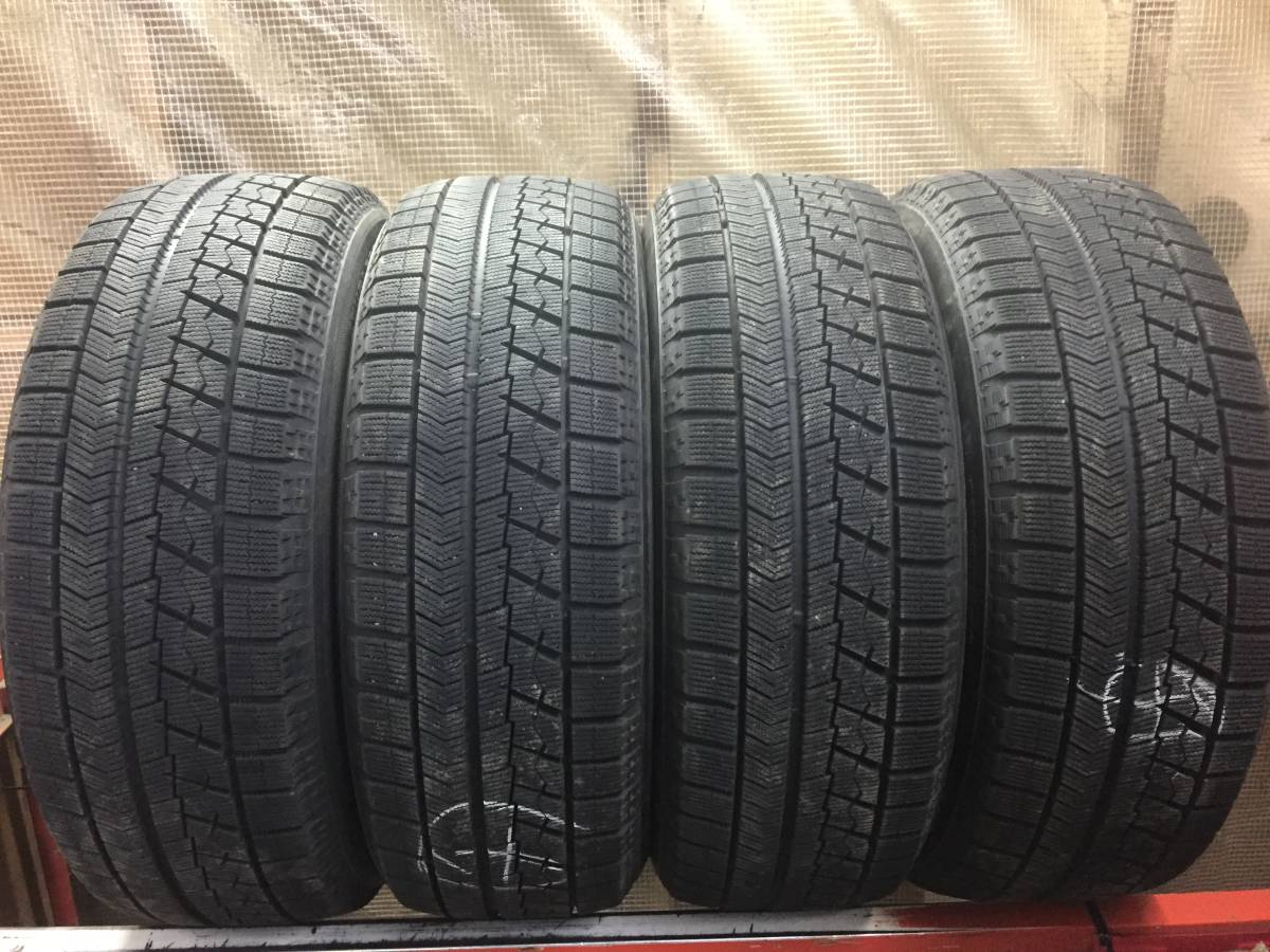 ★☆バリ山!! 225/60R17 ブリヂストン ブリザック VRX ４本セット!! 引取可 B613☆★_画像1