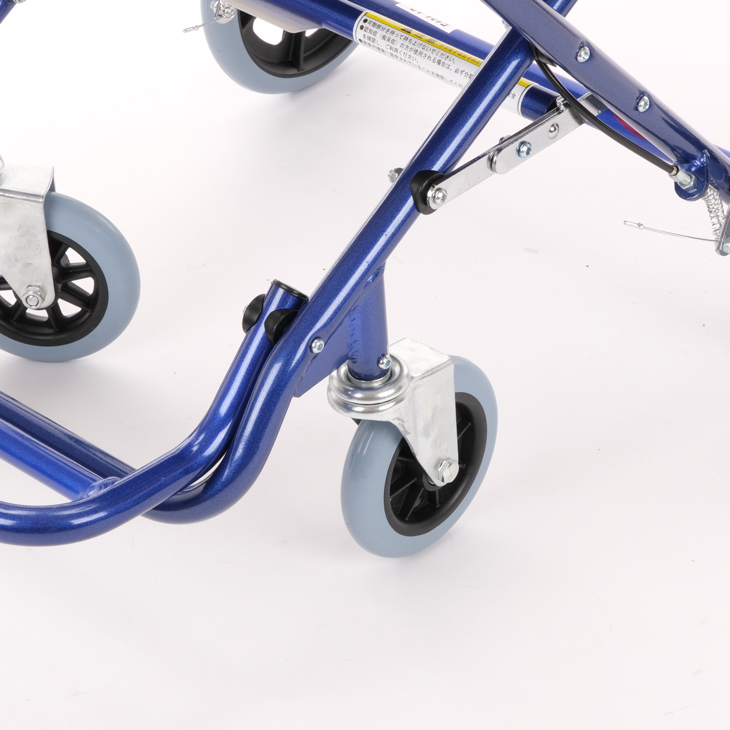 車椅子 車いす 車イス 軽量 コンパクト 介助式 簡易型 カットビー ブルー E101-AB カドクラ Mサイズ_画像10