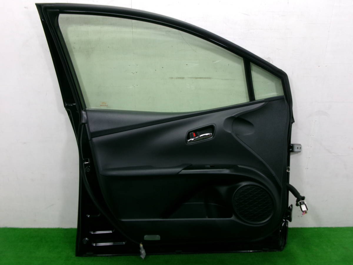 * утиль * Prius DAA-ZVW51 поздняя версия левая передняя дверь внутренняя обшивка отделка сторона пассажира оригинальный 218 черный чёрный FD20 S R2 год 2020 год ZVW50 ZVW55