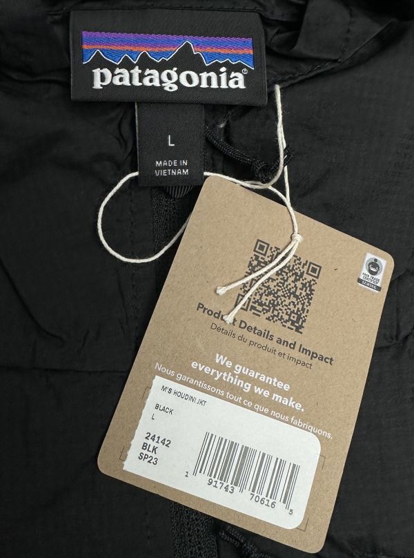 パタゴニア サイズL メンズ・フーディニ・ジャケット patagonia 24142 BLK ナイロンパーカージャケット