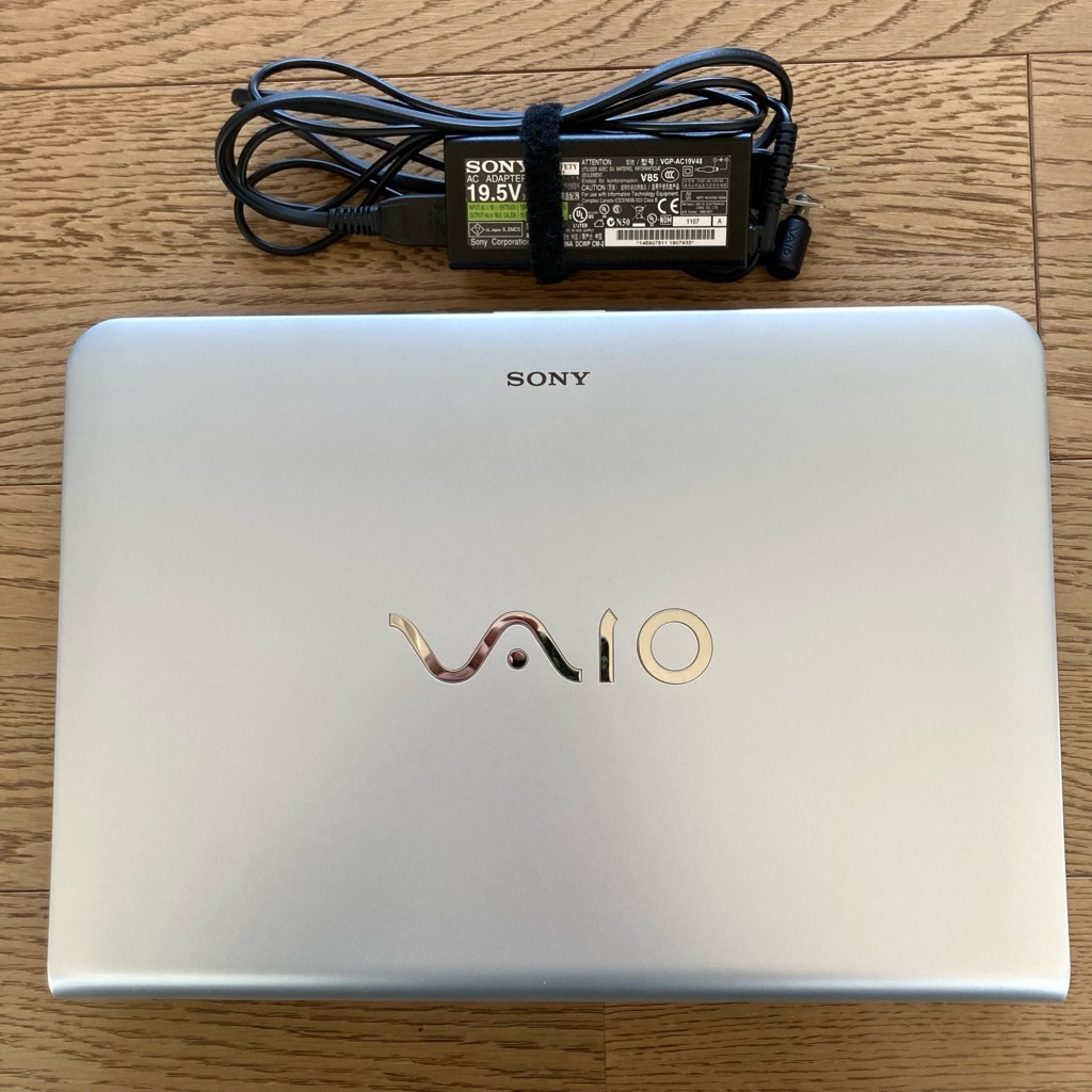 ★SONY VAIO VPCEA4AFJ 14型ワイド Win7homeSP1 Celeron P4600 4GB/320GBHDD DVDスーパーマルチ_画像2