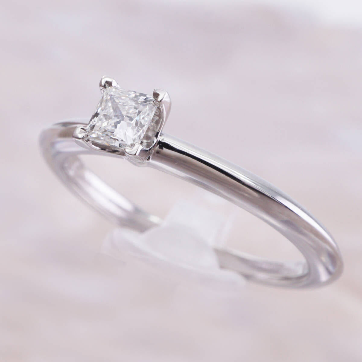 ★Tiffany&Co.★ プリンセスカット ダイヤリング 0.23ct