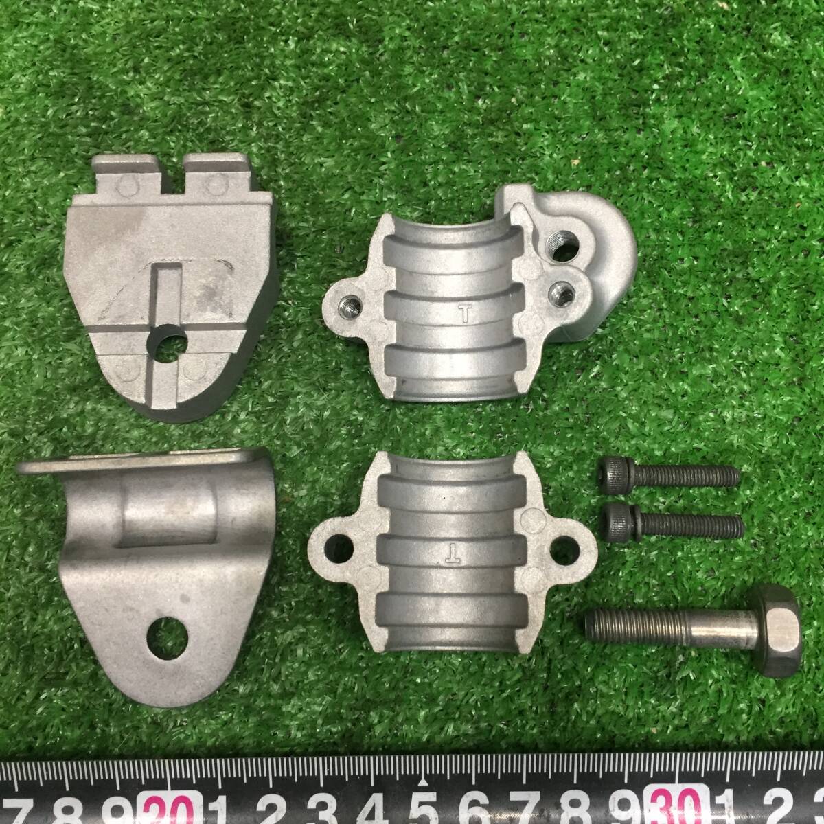 タナカ　Φ19/24ｍｍ　ハンドルブラケット　PCG22EASP　パイプクランプ　TANAKA　パワーメイト　草刈機　刈払機_画像8