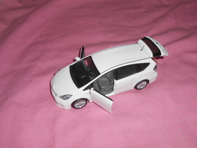 希少！★TOYOTA PRIUScr 1/30 TOYOTA OFFICIAL LICENSED PRODUCT 非売品_画像1