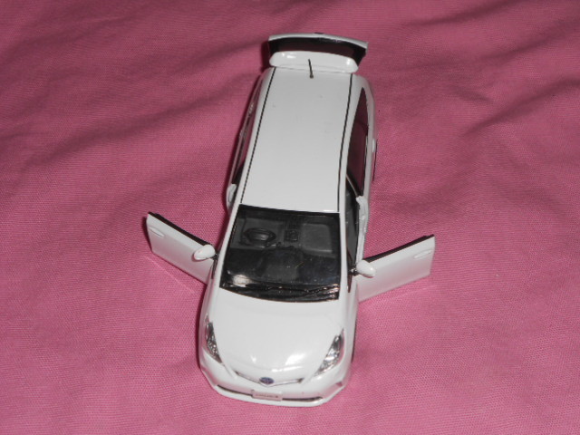 希少！★TOYOTA PRIUScr 1/30 TOYOTA OFFICIAL LICENSED PRODUCT 非売品_画像2