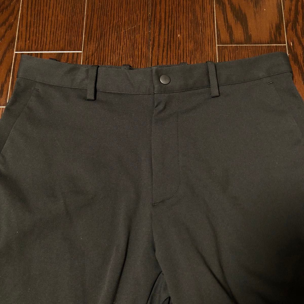 UNIQLO/ユニクロ 男女兼用 スラックス 黒 ブラック パンツ ズボン M