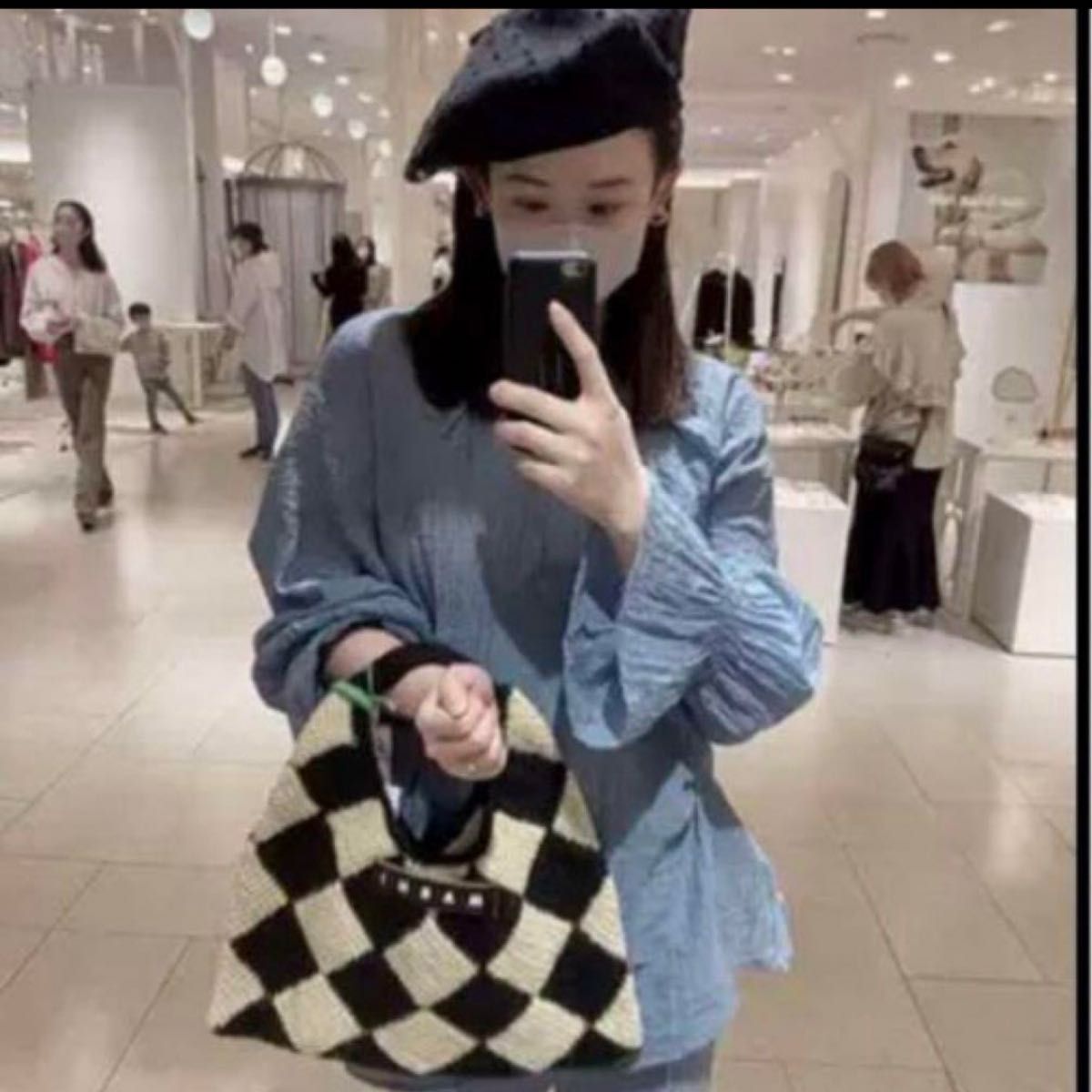 新品 MARNI マルニ マケットニットトートバッグ オールシーズン 新品 MARNI マルニ マケットニットトートバッグ オールシーズン