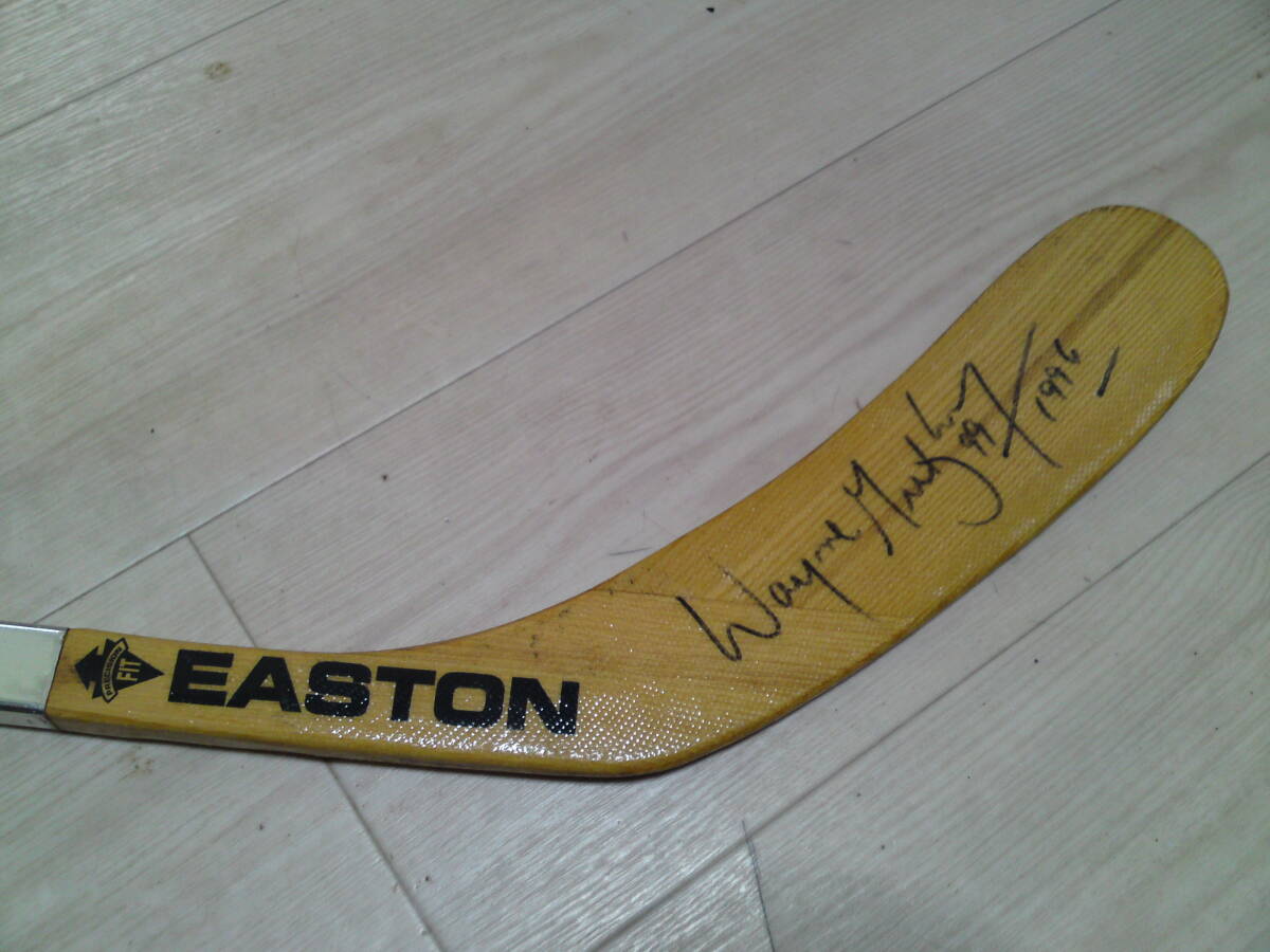 アイスホッケー NHL Wayne Gretzky game used autographed stick アイスホッケー NHL Wayne Gretzky game used autographed stick