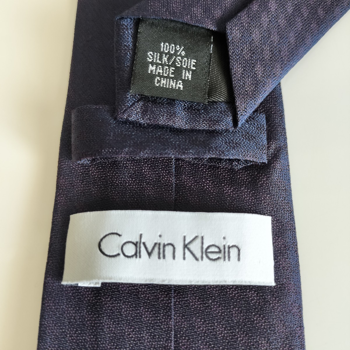  Calvin Klein (Calvin Klein) dark purple necktie 