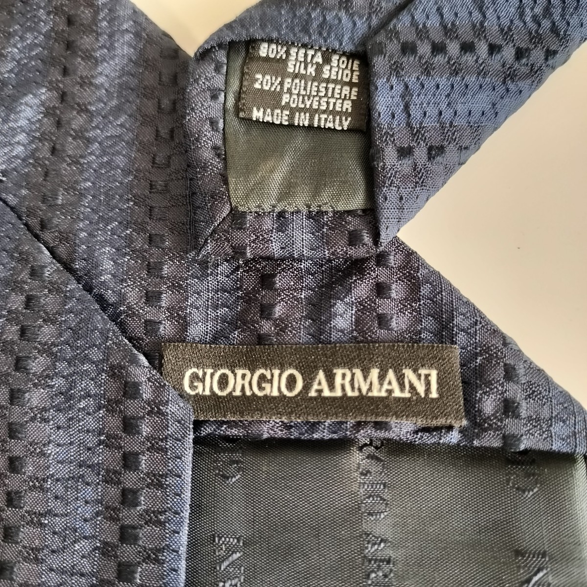 GIORGIO ARMANI(ジョルジオアルマーニ)黒ブルーストライプネクタイ_画像1