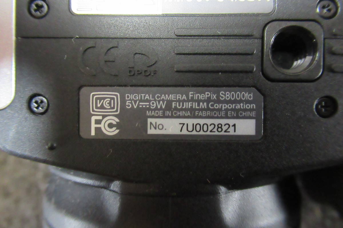 棚13.B1174 FUJIFILM 富士フイルム FinePix S8000fd コンパクト デジタルカメラ 現状品 の画像8