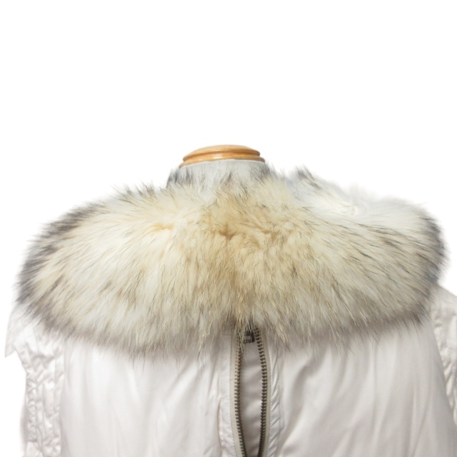  Ined INED down jacket coat raccoon fur with a hood white 9 approximately M size 971-73116002 IBO46 0125 lady's 