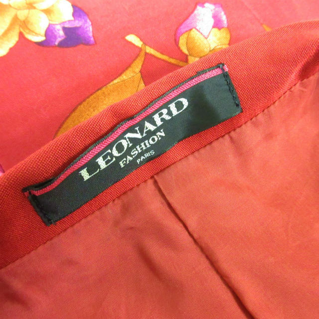 レオナール LEONARD FASHION 美品 テーラードジャケット ブレザー 花柄 シルク混 金ボタン 1B 赤 レッド 9AR Mサイズ 0130 レディース_画像7