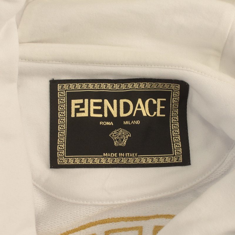 フェンディ FENDI × ヴェルサーチェ フェンダーチェ VERSACE FENDACE 22SS プルオーバー パーカー ロゴ 刺繍 メデューサ M 白 金色 ホワイ_画像3