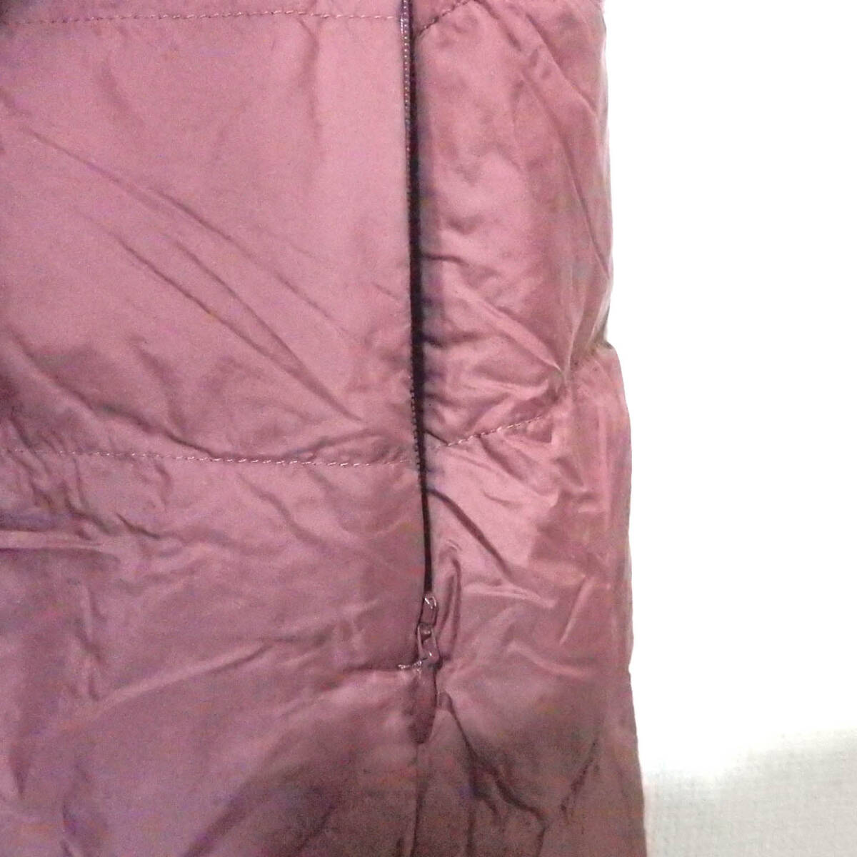 [ free shipping ] Uniqlo Ultra light down jacket / coat lady's S size adzuki bean color B8 down 90% feather 10%