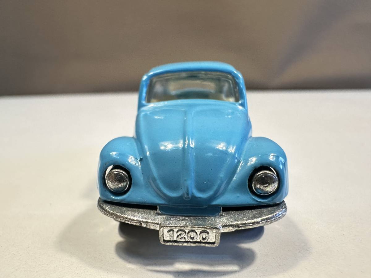  Tomica / blue box / made in Japan / Volkswagen / Beetle / blue body /1200LSE/F20