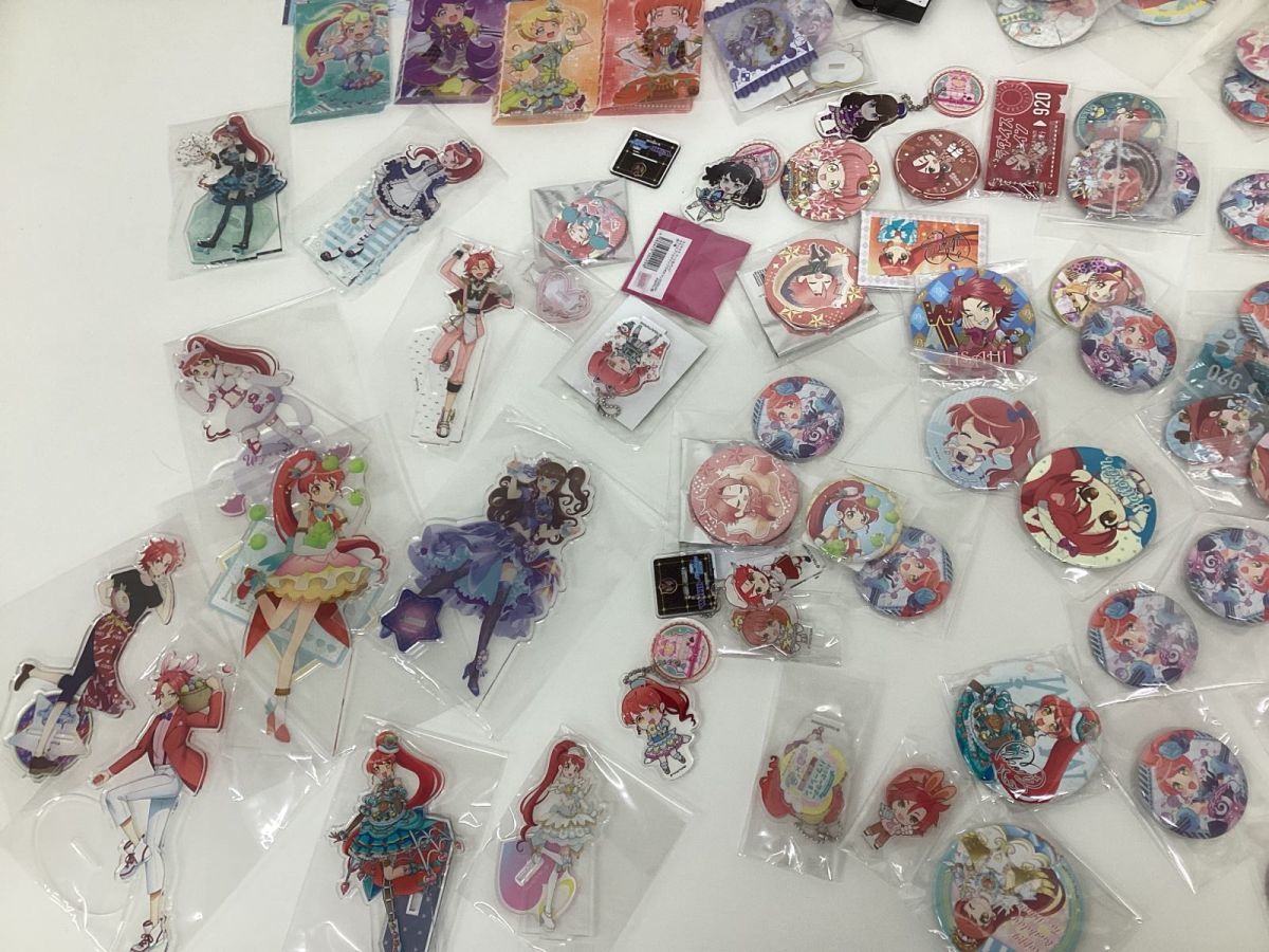 【現状】 プリパラ キラッとプリチャン 他 グッズ まとめ売り 缶バッジ アクリルキーホルダー アクリルスタンド 紙類 他_画像5