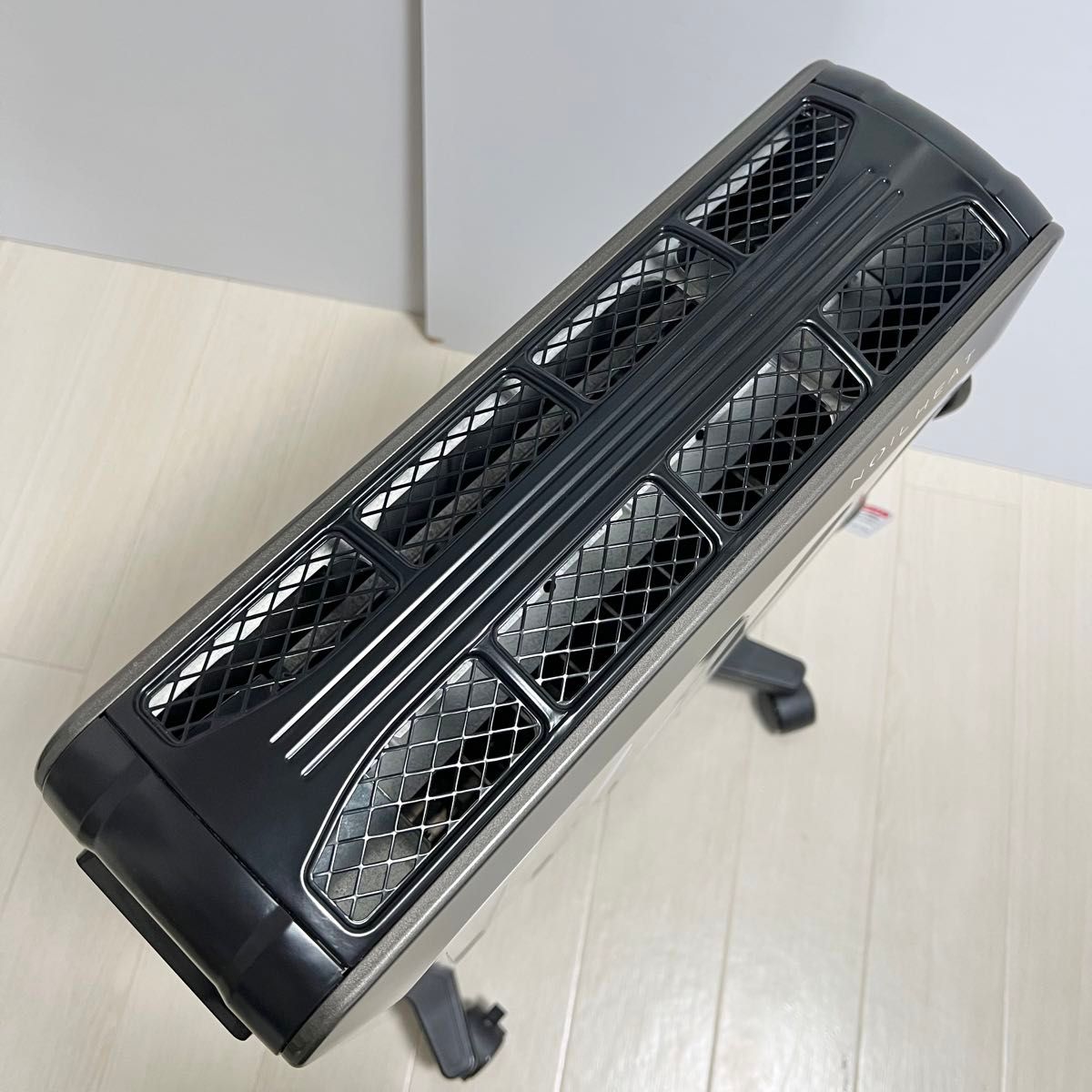 CORONA【DHS-1519】コロナ NOILHEAT ノイルヒート オイルレス CORONA【DHS-1519】コロナ NOILHEAT ノイルヒート オイルレス