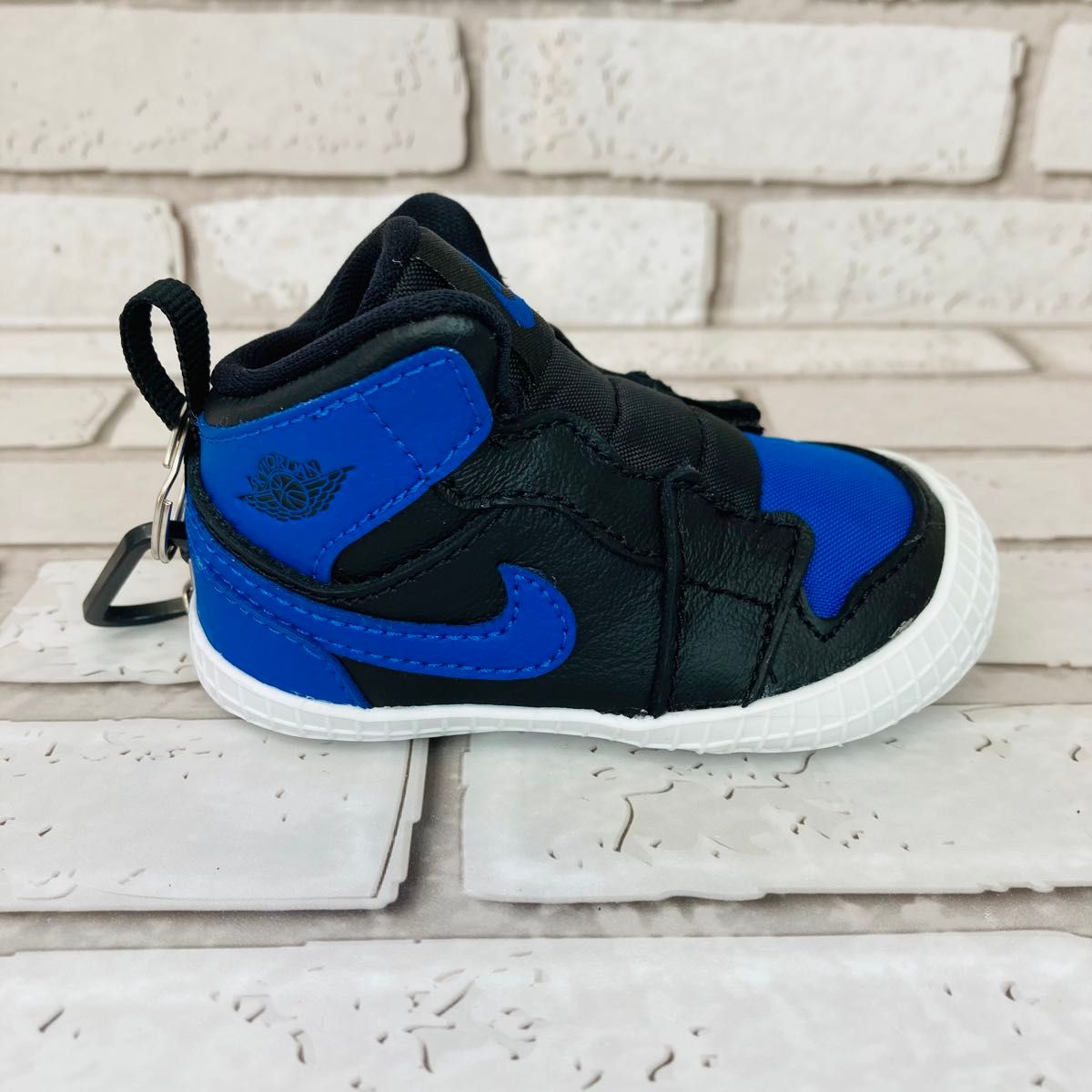 即日発送】NIKE ジョーダン1 ゴルフボールケース 黒青|Yahoo 即日発送】NIKE ジョーダン1 ゴルフボールケース 黒青|Yahoo