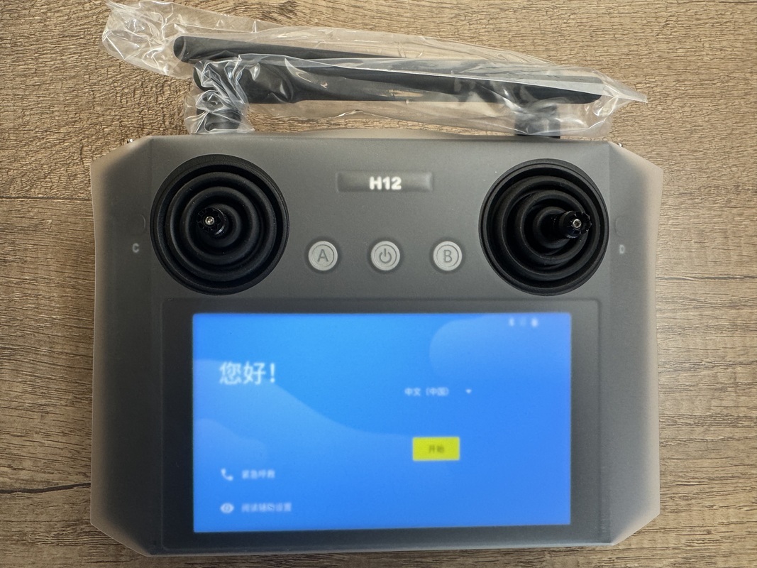 新品未使用　Skydroid H12 送信機　受信機　FPVカメラ　付属品　ケース