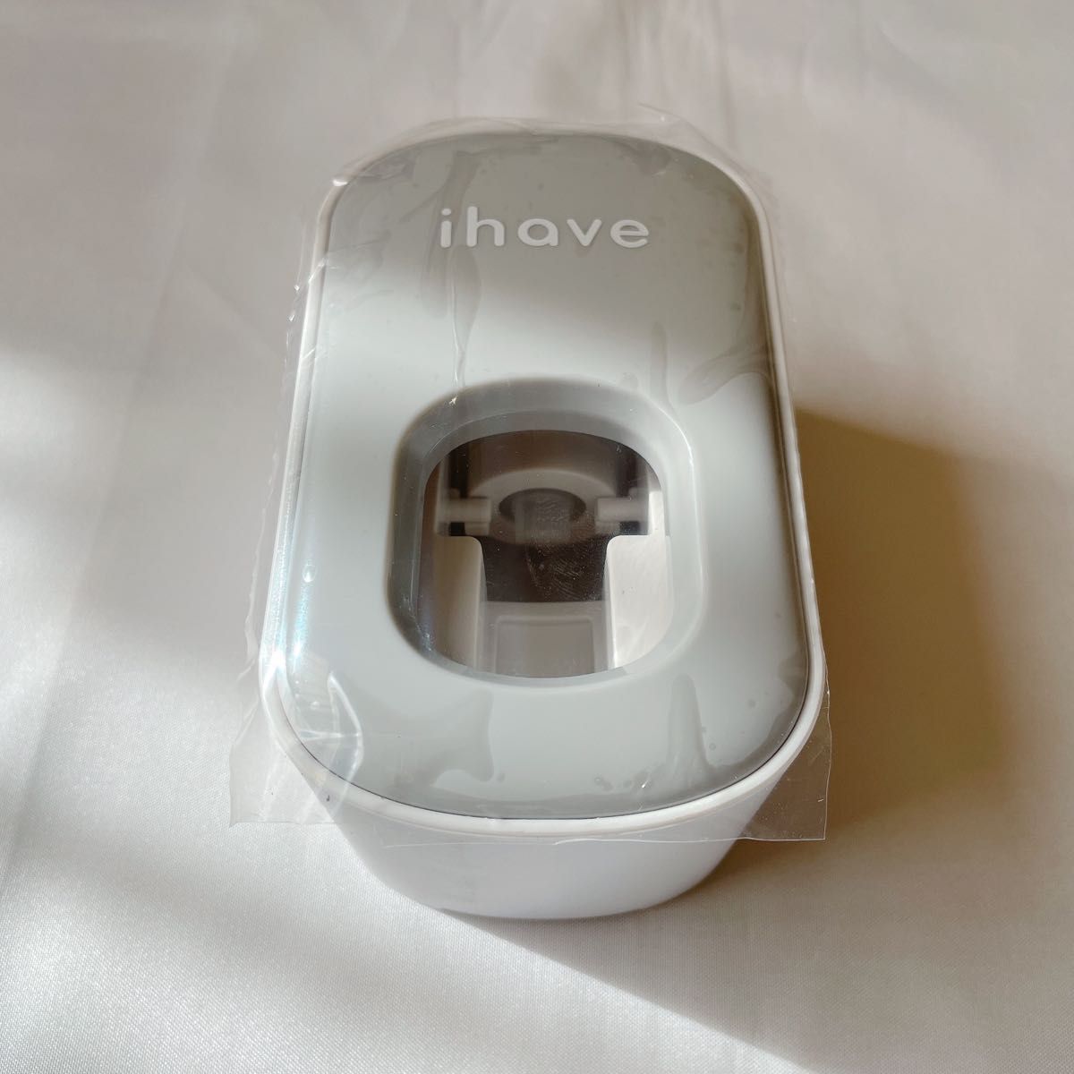1点限り♪ iHave 歯磨き粉 ディスペンサー 自動 歯磨き粉 絞り器 グレー 便利