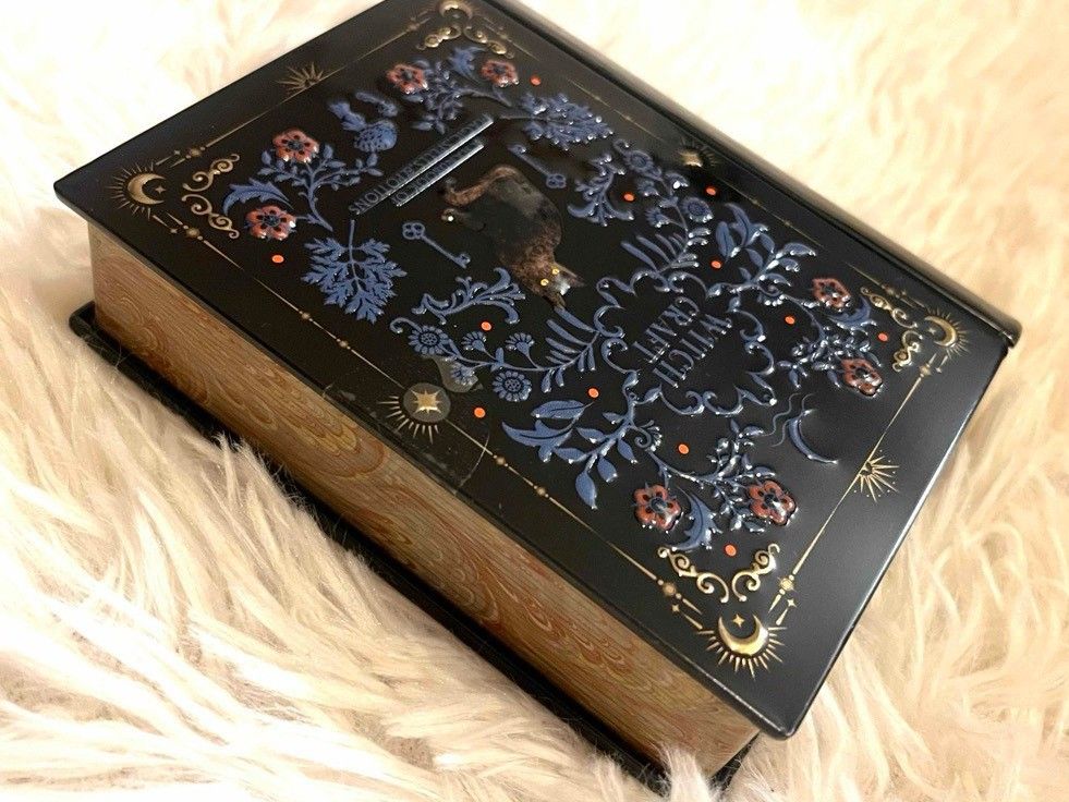カルディ KALDI ネコ チョコレート缶 ミニミニ魔法辞書缶|Yahoo カルディ KALDI ネコ チョコレート缶 ミニミニ魔法辞書缶|Yahoo